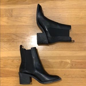H&M Pull on black boots
